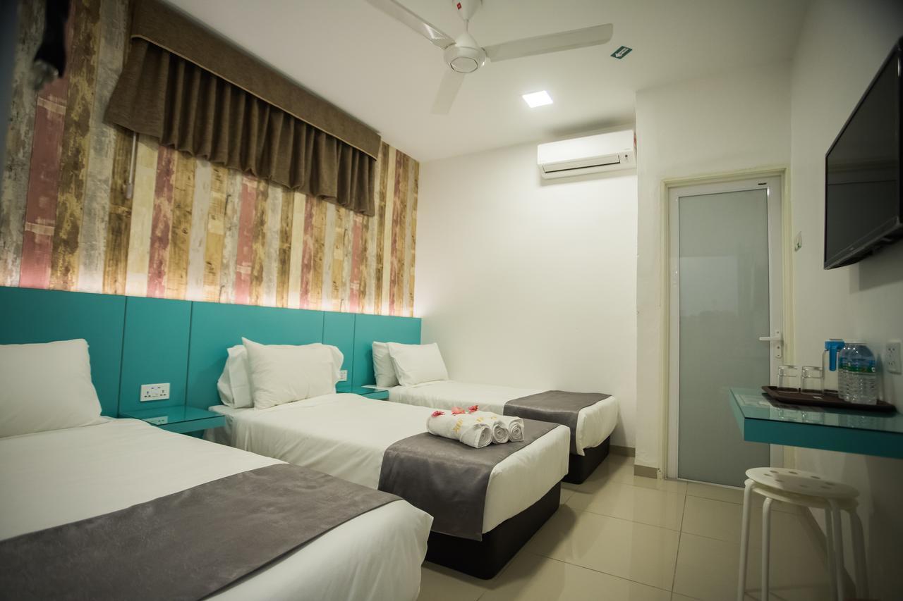Im 96 Villa กวนตัน ภายนอก รูปภาพ