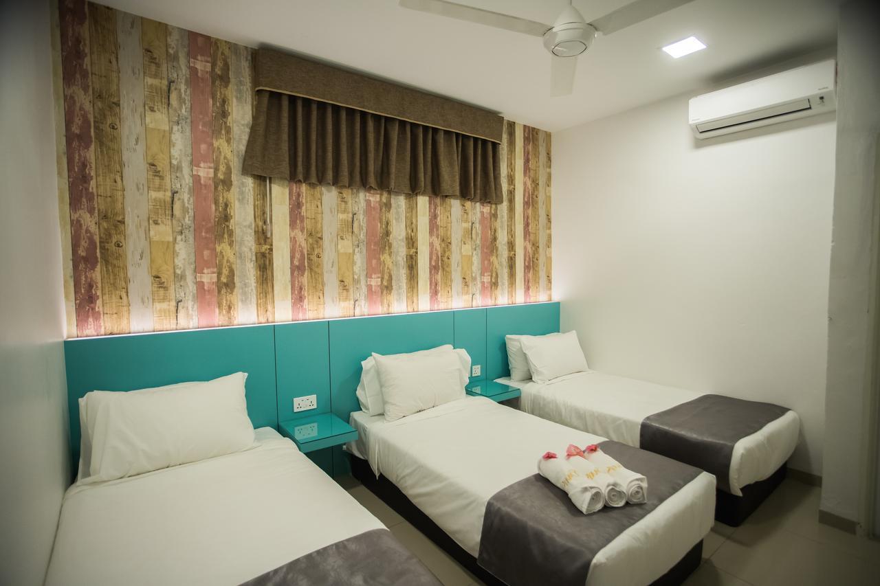 Im 96 Villa กวนตัน ภายนอก รูปภาพ